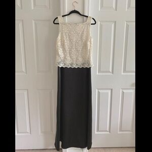 Paula Z Women’s Maxi Dress